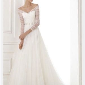 ❌SOLD Beautiful Berila dress by Pronovias